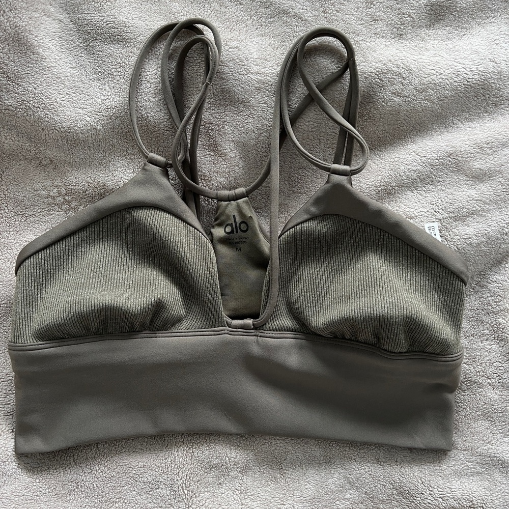 Alo yoga top